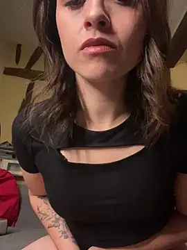 Snapshot of Toto-pika chatting on 11/05/25, 07:03 Toto-pika online show from 11/05/25, 07:03