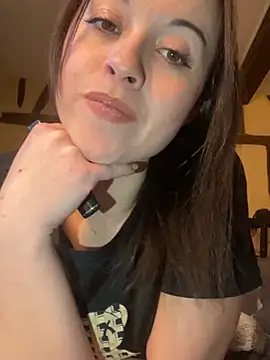 Snapshot of Toto-pika chatting on 02/10/26, 01:04 Toto-pika online show from 02/10/26, 01:04