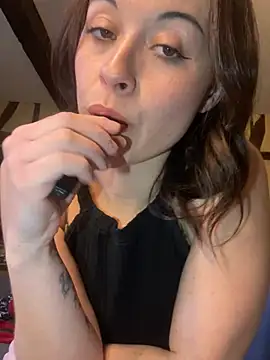 Snapshot of Toto-pika chatting on 02/24/26, 12:03 Toto-pika online show from 02/24/26, 12:03