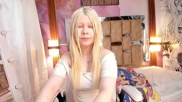 Melody Lolii online show from 10/20/25, 05:57