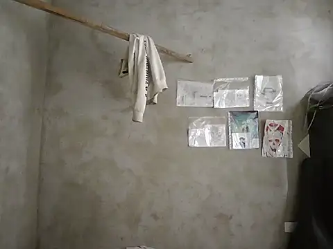 dirty model online show from 04/28/26, 05:18