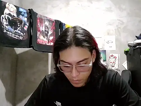 Snapshot of dirty_model chatting on 05/13/26, 03:37 dirty model online show from 05/13/26, 03:37