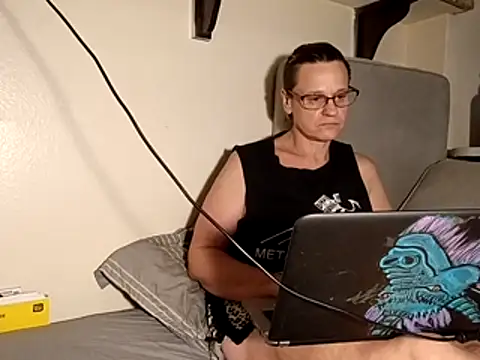 Snapshot of PremiumKitty chatting on 01/09/26, 09:49 PremiumKitty online show from 01/09/26, 09:49