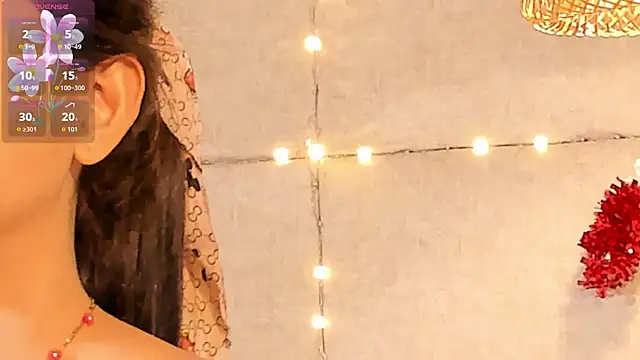 VioletHilton online show from 12/15/25, 07:29