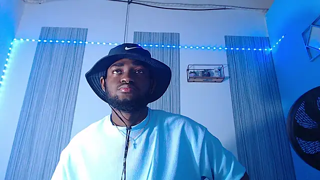 eebony stallion online show from 02/07/26, 03:10