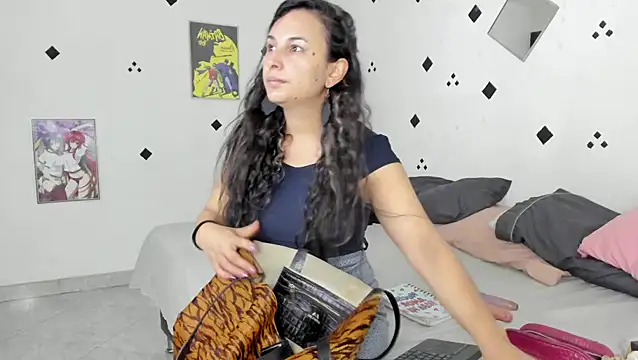 samaramour online show from 10/02/25, 11:39