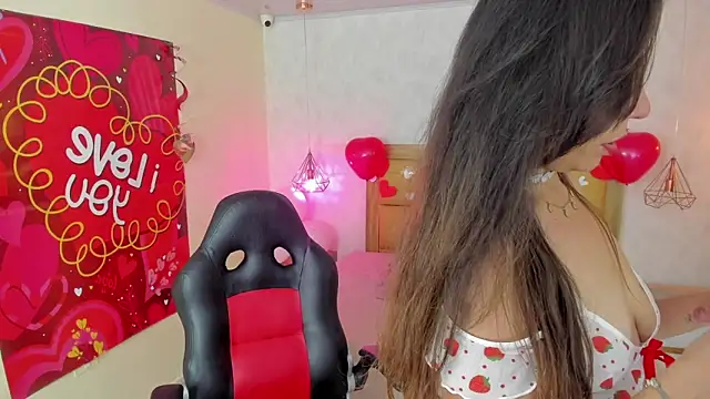 MELISSAROUGE online show from 02/14/26, 08:05