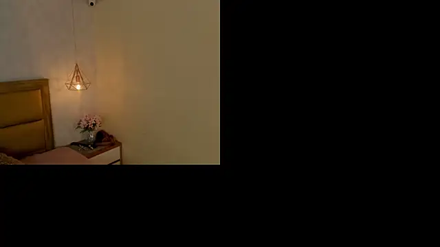 MELISSAROUGE online show from 06/25/26, 07:29