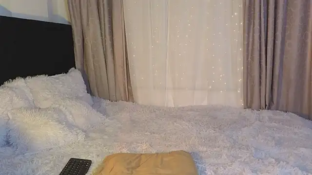 LunaVelvet777 online show from 03/06/26, 06:48