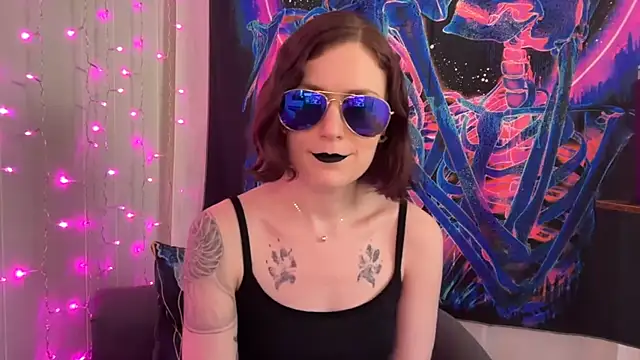 mistressannafoxx online show from 09/17/25, 09:16