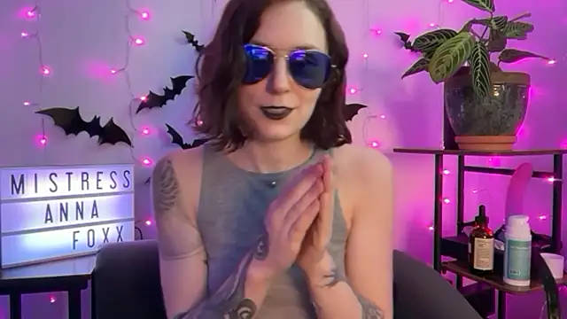mistressannafoxx online show from 10/28/25, 05:26