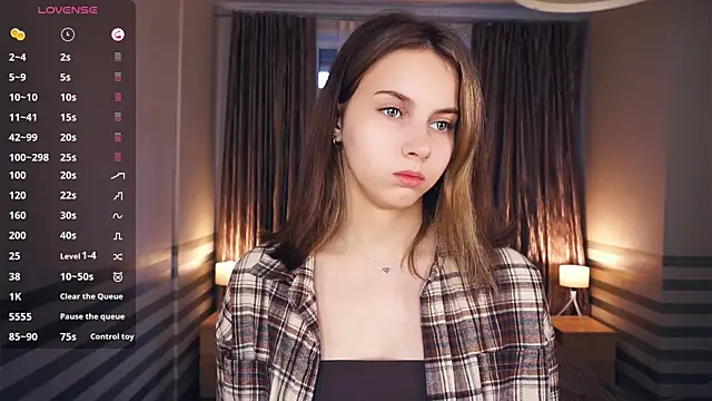 NylaNadler online show from 10/02/25, 06:09