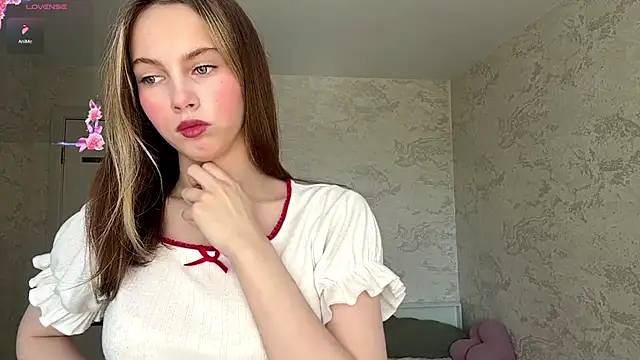 NylaNadler online show from 06/23/26, 06:00