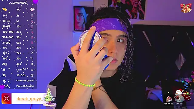 derek greyy  online show from 12/16/25, 06:24