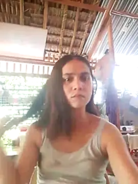 Snapshot of lexyyr17 chatting on 07/13/26, 04:26 lexyyr17 online show from 07/13/26, 04:26