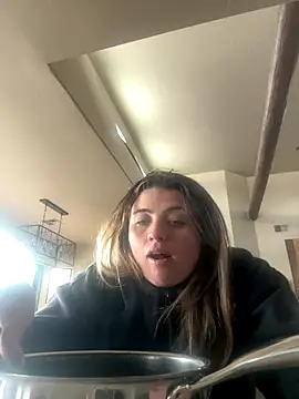 M1l3yD3w online show from 11/23/25, 07:35