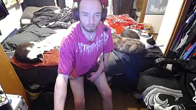 Snapshot of womenhateme69 chatting on 10/23/25, 07:18 womenhateme69 online show from 10/23/25, 07:18