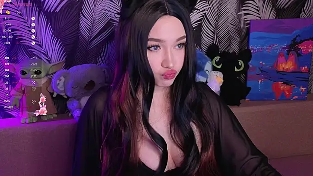 Snapshot of Yuki_Star chatting on 10/31/25, 02:51 Yuki Star online show from 10/31/25, 02:51