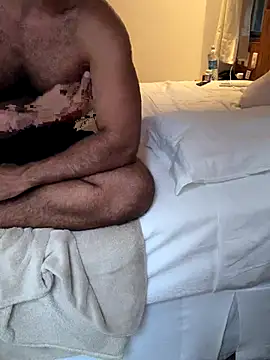 Snapshot of CasadoLutadorBigStuds chatting on 12/21/25, 07:54 CasadoLutadorBigStuds online show from 12/21/25, 07:54