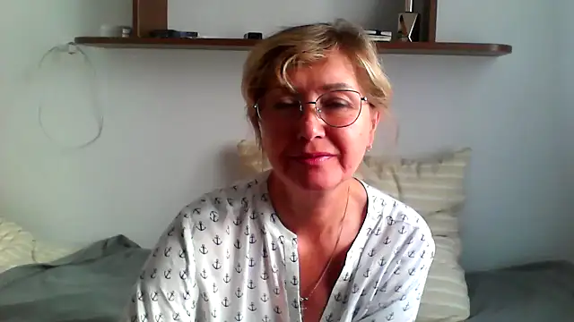 IrynaMolbertx online show from 09/22/25, 01:35