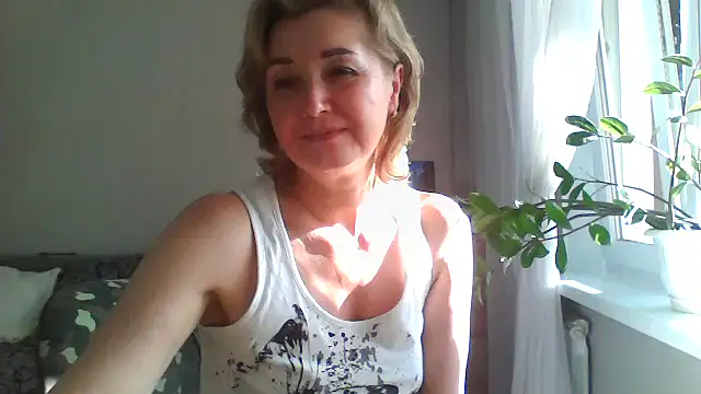 IrynaMolbertx online show from 03/08/26, 01:04