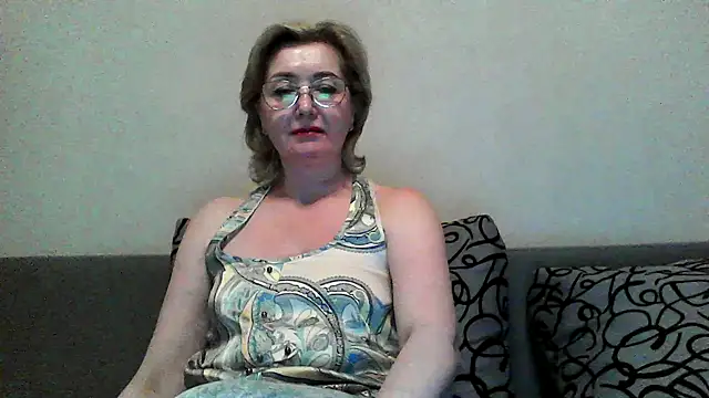 IrynaMolbertx online show from 03/19/26, 05:06