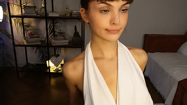 Eva Zill online show from 09/17/25, 08:16