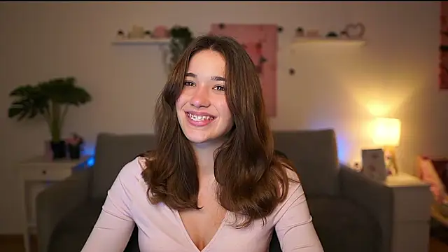 Snapshot of kissie_cat chatting on 01/07/26, 07:27 kissie cat online show from 01/07/26, 07:27