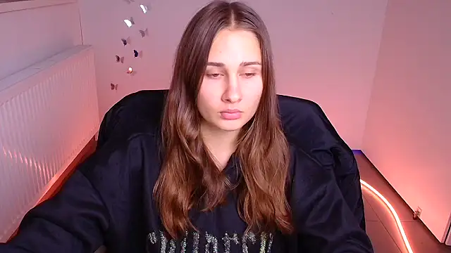 Stefanie Sweet online show from 10/10/25, 06:23