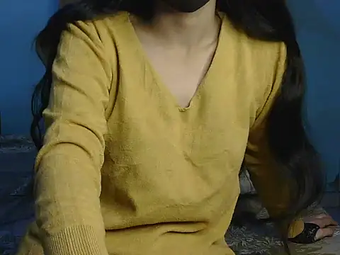 imaila18 online show from 11/22/25, 05:06