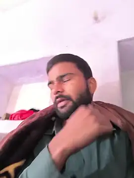 Snapshot of HOT-SHADEV80 chatting on 02/19/26, 04:08 HOT-SHADEV80 online show from 02/19/26, 04:08