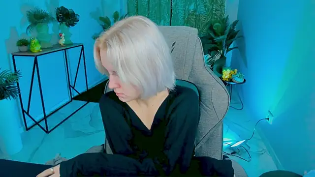 BethanyCloud online show from 11/19/25, 05:51