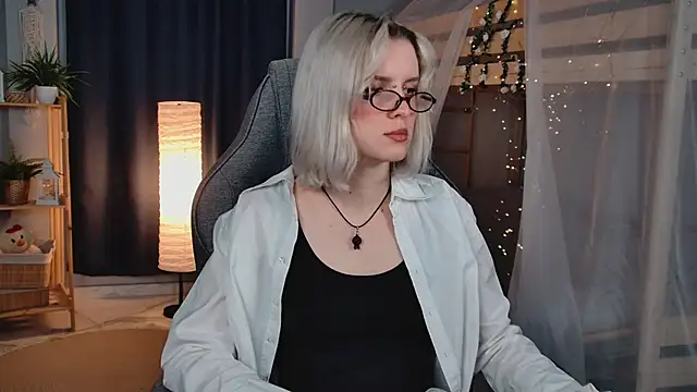 BethanyCloud online show from 06/05/26, 07:14