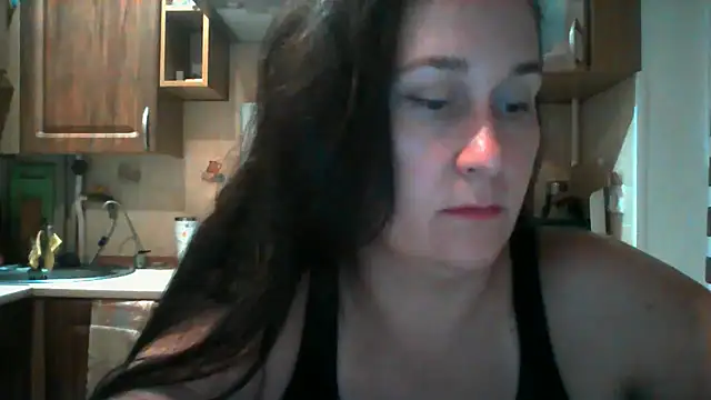 Snapshot of Amandda_ chatting on 09/08/25, 06:40 Amandda online show from 09/08/25, 06:40