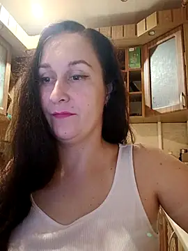 Snapshot of Amandda_ chatting on 09/29/25, 06:02 Amandda online show from 09/29/25, 06:02