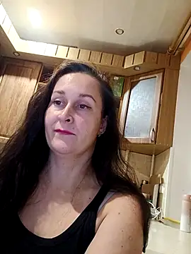 Snapshot of Amandda_ chatting on 10/01/25, 05:08 Amandda online show from 10/01/25, 05:08