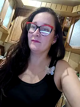 Snapshot of Amandda_ chatting on 10/16/25, 07:48 Amandda online show from 10/16/25, 07:48