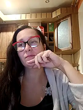 Snapshot of Amandda_ chatting on 10/17/25, 05:59 Amandda online show from 10/17/25, 05:59