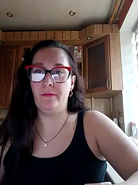 Snapshot of Amandda_ chatting on 10/31/25, 10:27 Amandda online show from 10/31/25, 10:27