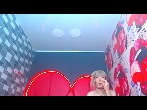 julessxcharlotte online show from 09/24/25, 01:58