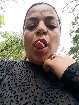 Mia-Glow online show from 02/25/26, 01:10