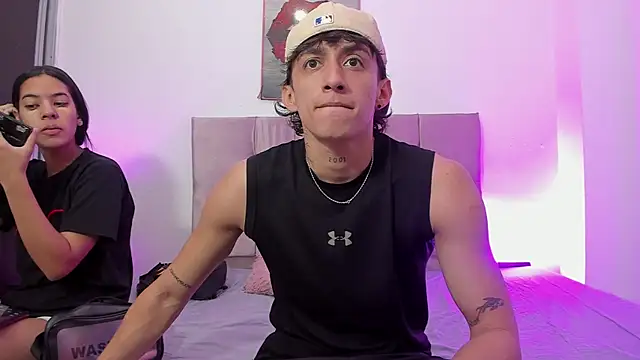 AndretiiAndCamila online show from 09/16/25, 12:39