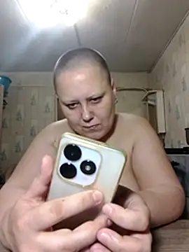 Snapshot of Tupo070481 chatting on 07/21/26, 08:33 Tupo070481 online show from 07/21/26, 08:33