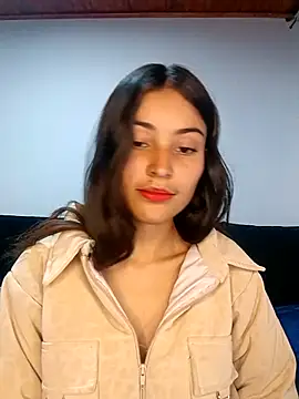 Snapshot of hotwife26 chatting on 02/07/26, 09:02 hotwife26 online show from 02/07/26, 09:02