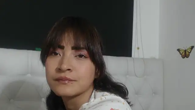 Snapshot of evelynesex chatting on 04/06/26, 02:42 evelynesex online show from 04/06/26, 02:42