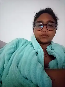 BiiancaEstradaa online show from 09/21/25, 02:57