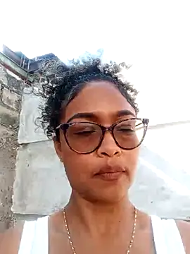 BiiancaEstradaa online show from 03/04/26, 08:04