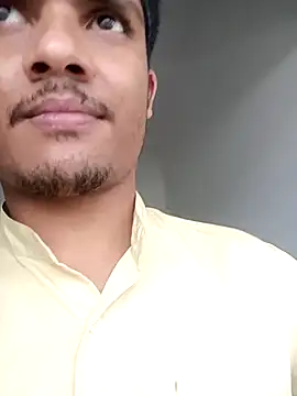 Snapshot of Sex__Toy123 chatting on 09/11/25, 09:42 Sex Toy123 online show from 09/11/25, 09:42