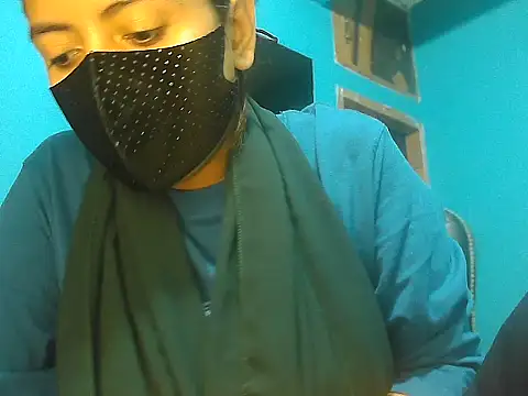 Snapshot of meghbalikargolponoy09 chatting on 02/14/26, 01:52 meghbalikargolponoy09 online show from 02/14/26, 01:52