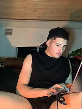 Ian kai online show from 10/30/25, 05:09